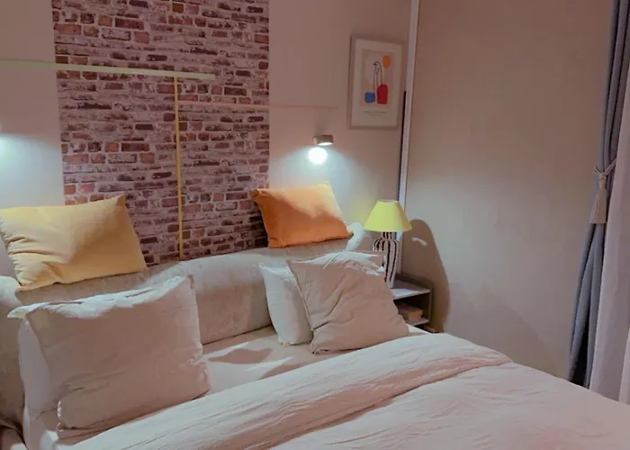 Cozy Paris Apartment